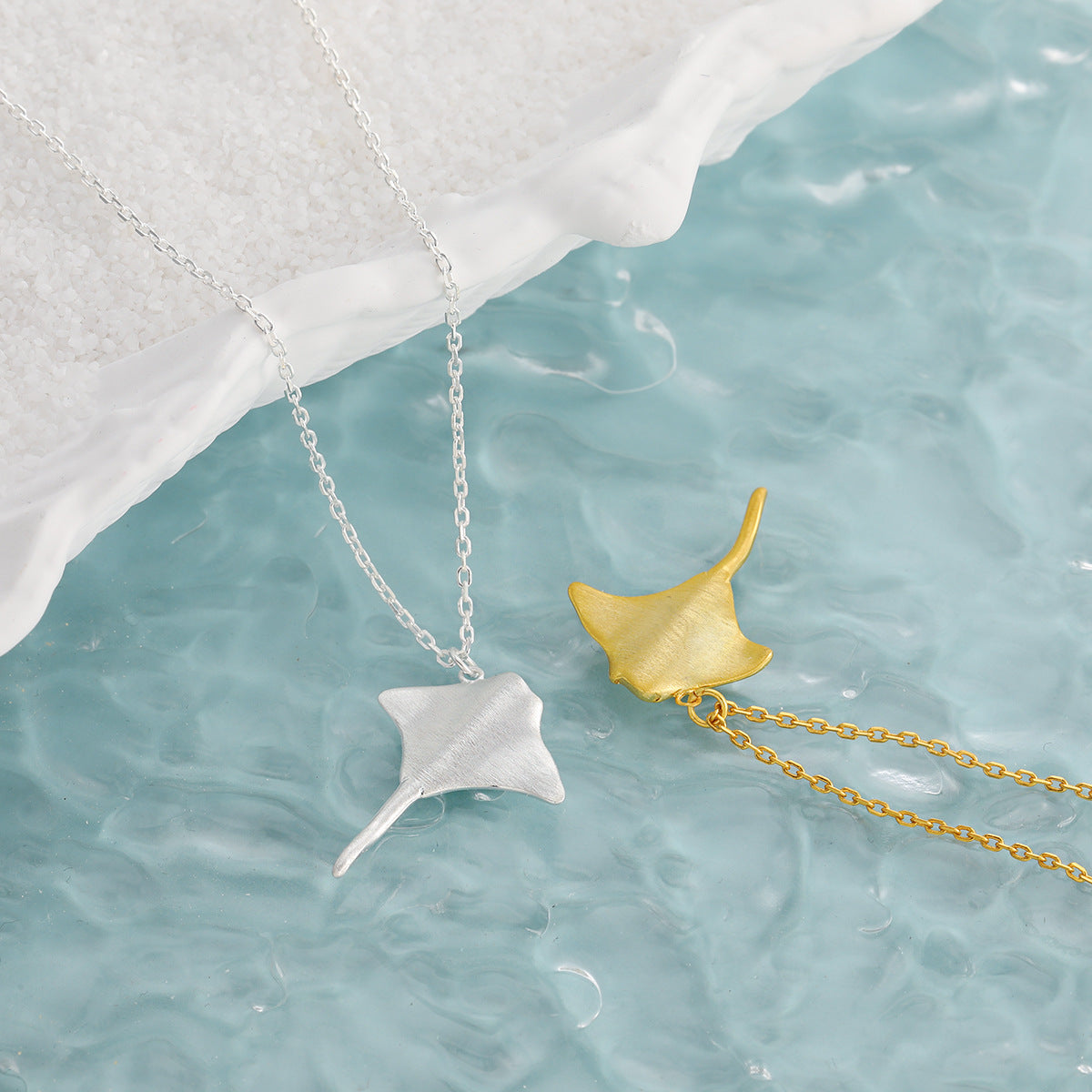 Stingray Animal Matte Brushed Texture 925 Sterling Silver Pendant Necklace
