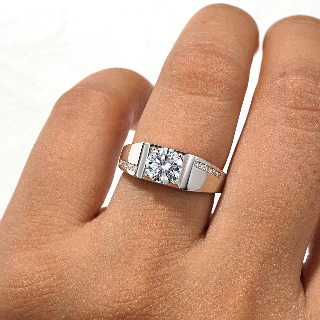 Round Solitaire D Color Center Stone Men's S925 Silver Geometric Band Moissanite Ring