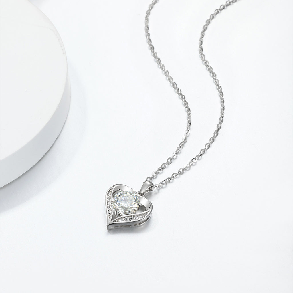 Heart Shape Moissanite Necklace Silver Color 925 Sterling Silver Openwork Heart Pendant Necklace