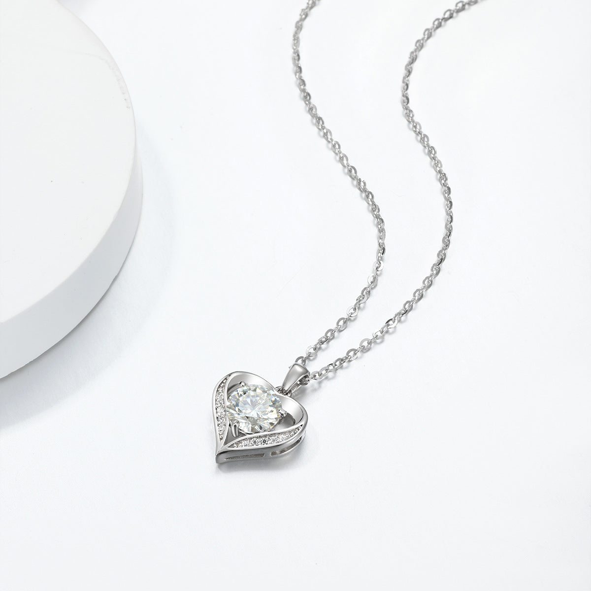 Heart Shape Moissanite Necklace Silver Color 925 Sterling Silver Openwork Heart Pendant Necklace