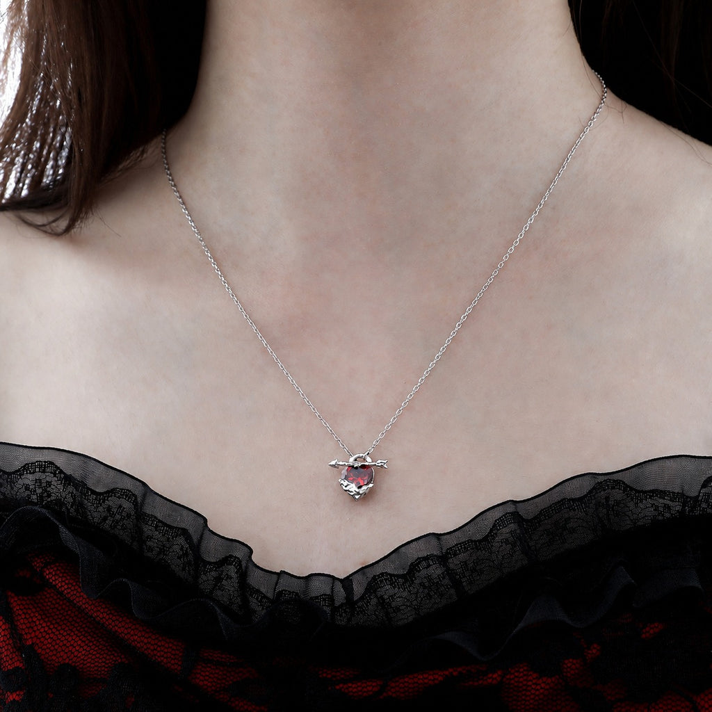Red Heart Cupid's Arrow Zirconia 925 Sterling Silver Romantic and Minimalist Collar Bone Necklace