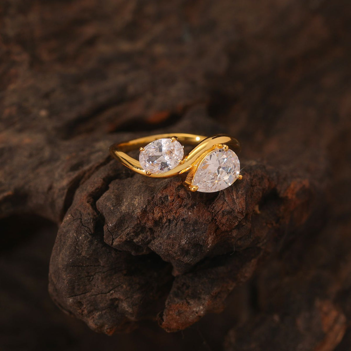 Two Stone Pear Cut And Oval Cut Moissanite Bypass Ring 925 Sterling Silver Fashion Geometric Water Drop Ring for Women White Gold Or Yellow Gold Office Elegant Gift Jewelry
