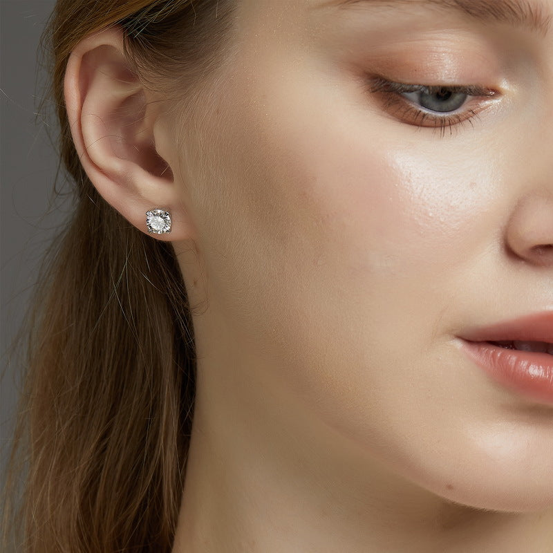 Round Cut D Color  Moissanite  Four Prong 925 Sterling Silver Minimalist Geometric Ear Stud Earrings