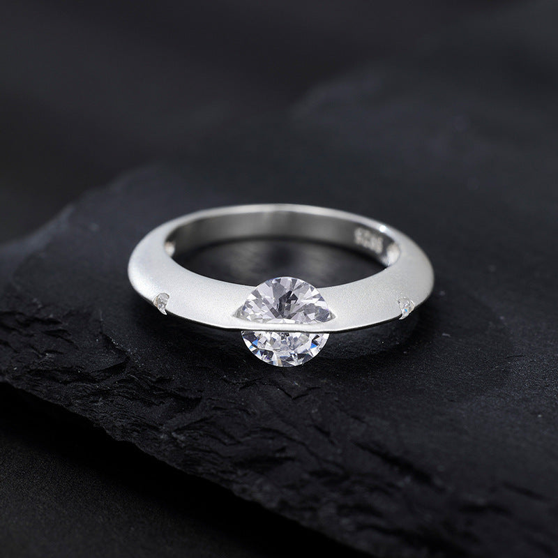 Elegant Modern Jewelry Rotatable Cosmic Star Design Cubic Zirconia  925 Sterling Silver Ring