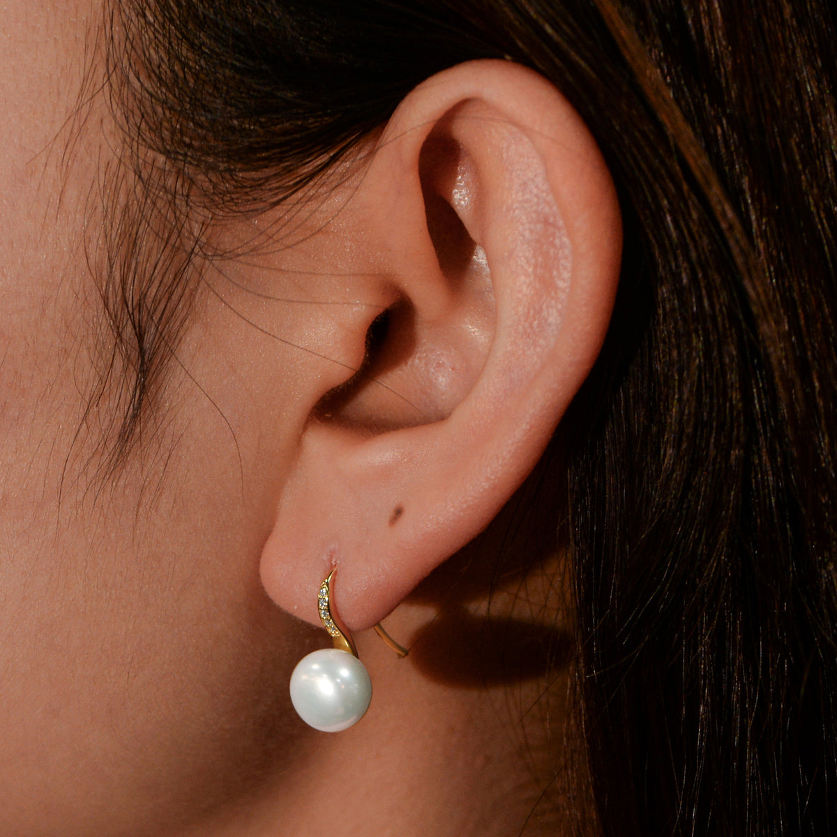 Natural Freshwater Pearl And Clear Cubic Zirconia Curved  925 Sterling Silver Hook Drop Earrings